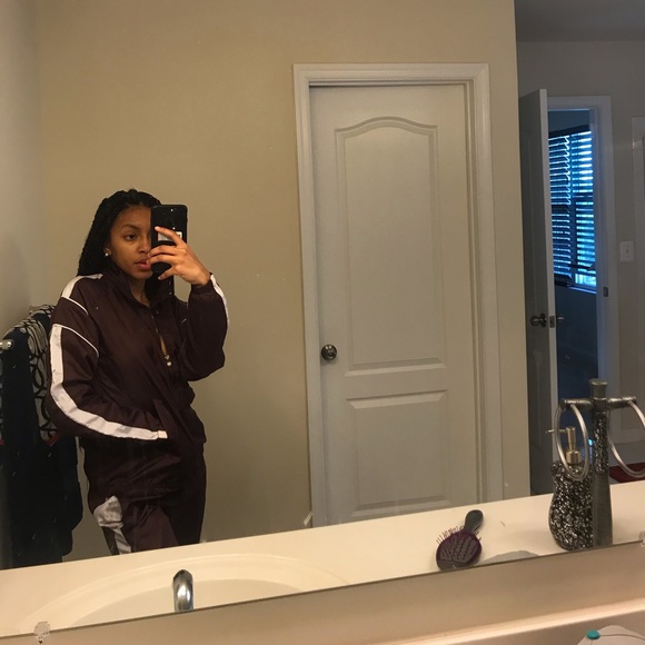 MAROON TRACKSUIT - Picture 3 of 4
